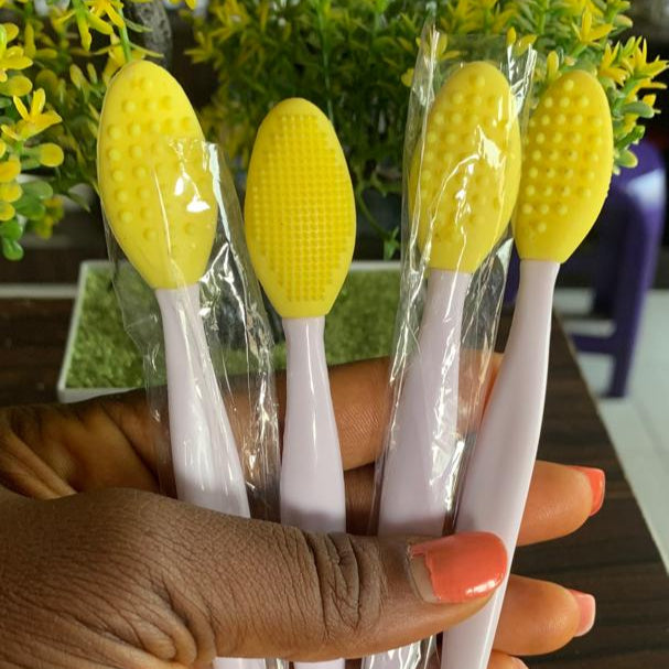 Lip Scrub Brush - Yellow