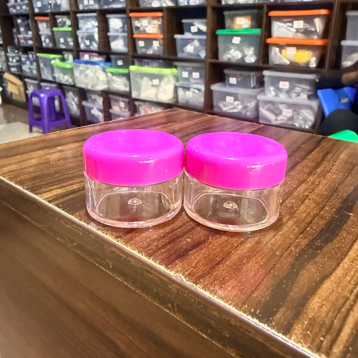 20ml Acrylic Clear Jar with Fuchsia pink cover