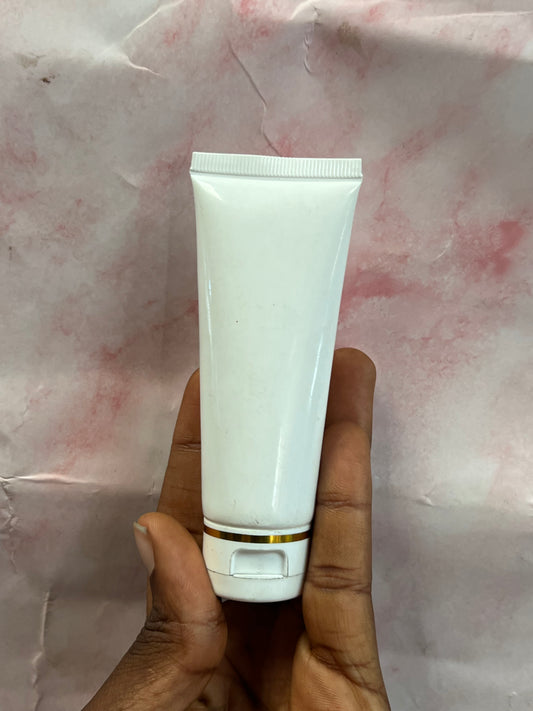 50ml White Flip Tube With Gold line