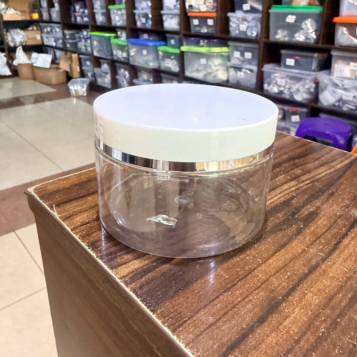 250ml flat jar with White cover with silver line