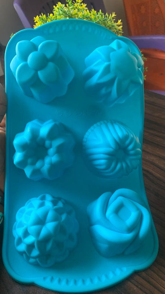 6 Cavity Silicon Blue Flower Mold