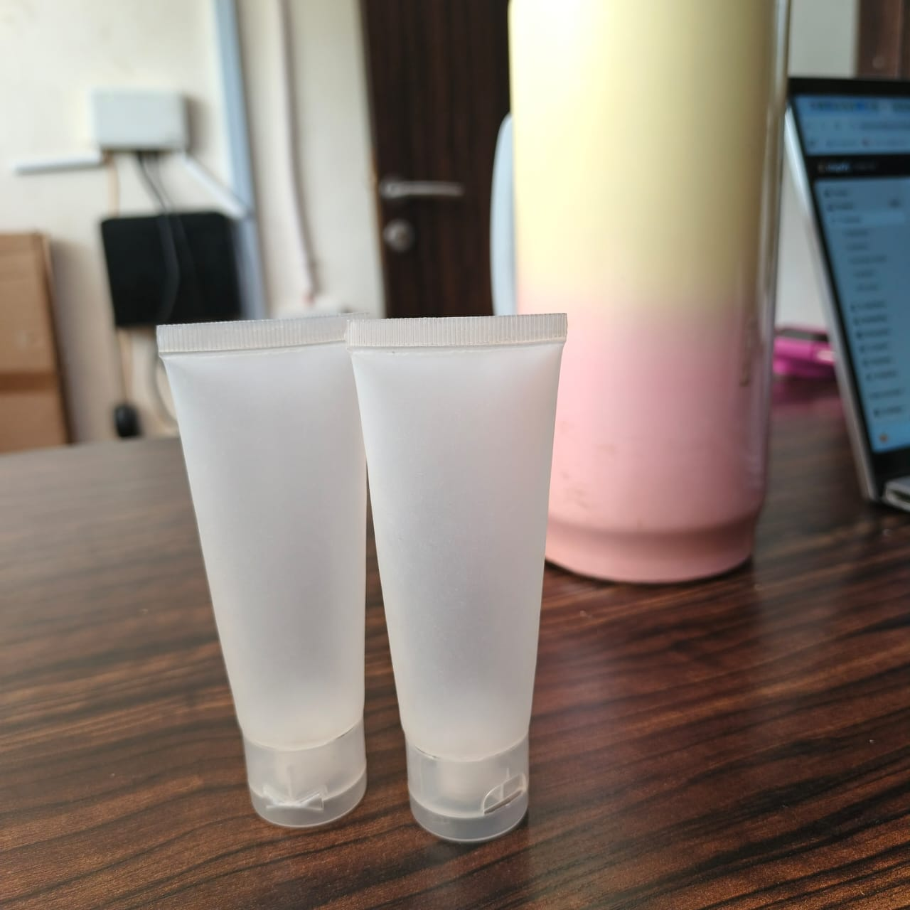50ml Frosted Flip Tube