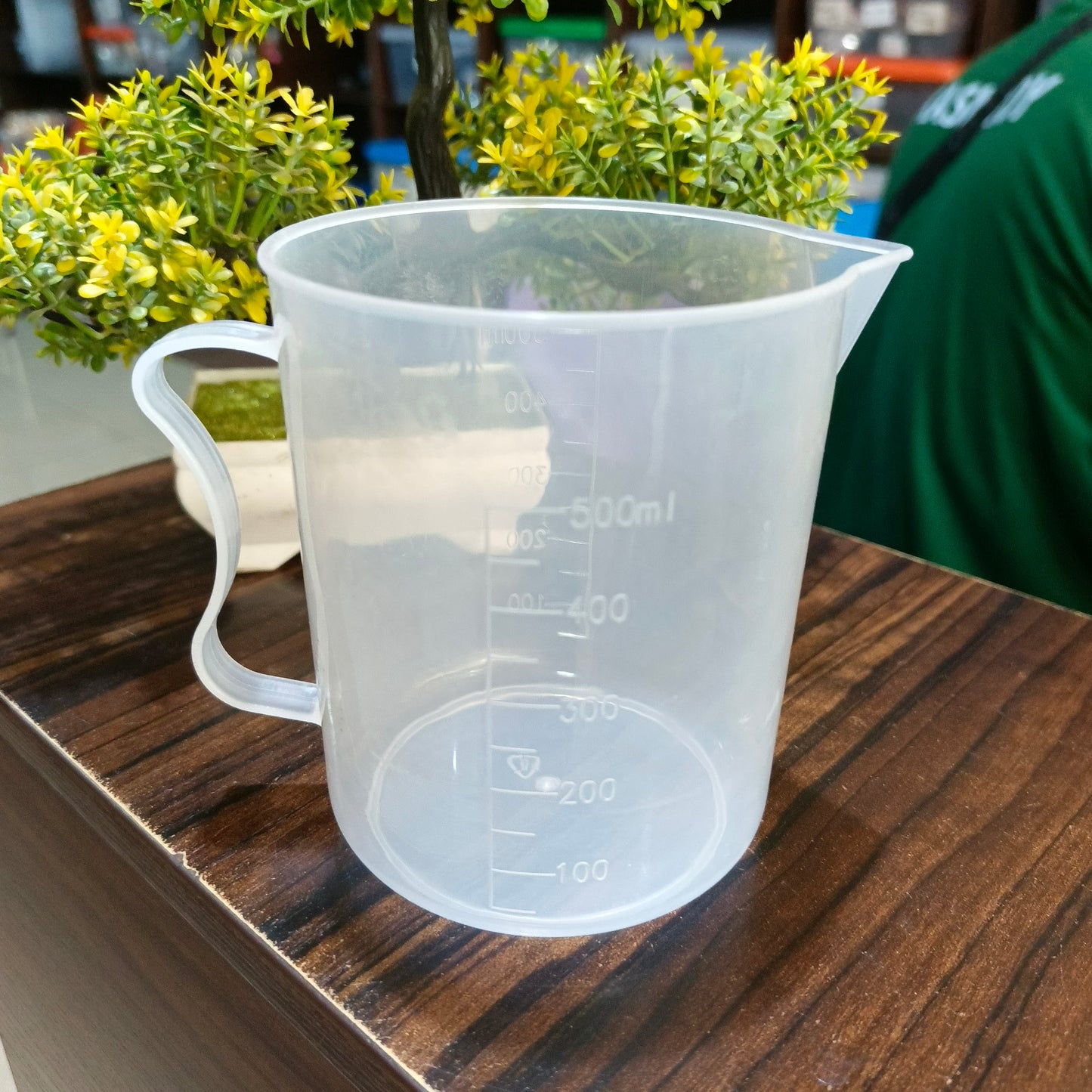 Plastic Measuring Cups