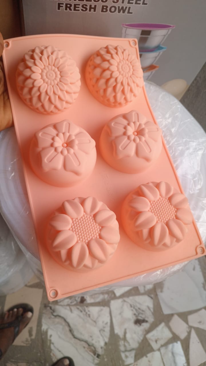 6 Cavity Silicon Flower Mold