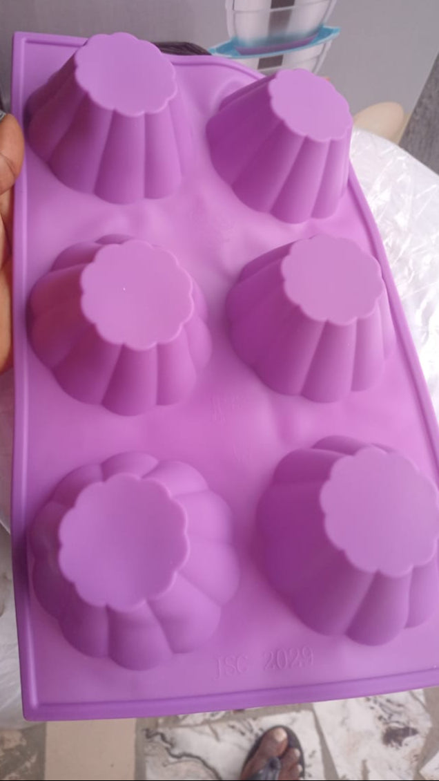 6 Cavity Silicon Mold - Cupcake